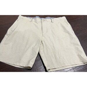 Tommy Bahama Khaki shorts 38 Wrinkle Resistant Gold Shorts Men's